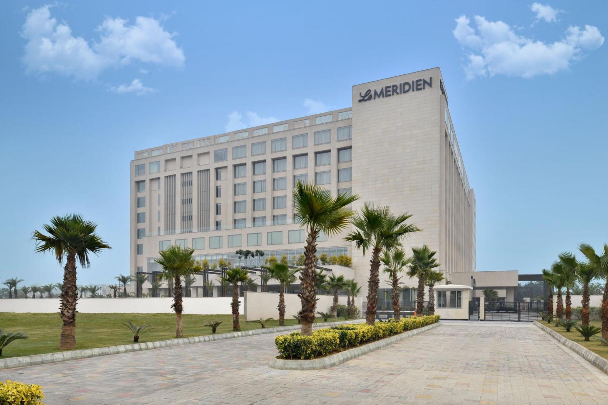 Le Meridien アムリトサル エクステリア 写真